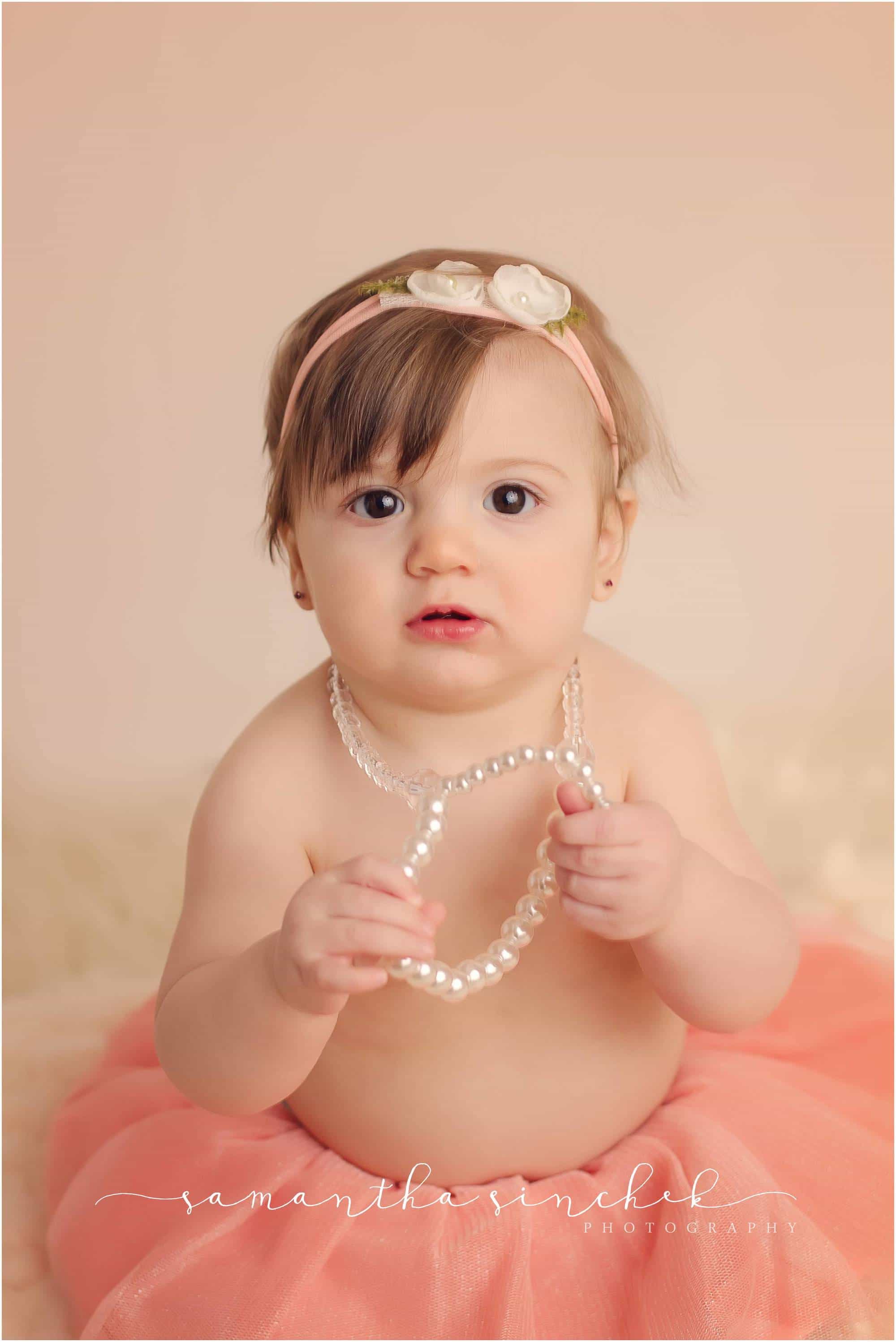 baby 9 month session at Samantha Sinchek photography in Cincinnati Ohio