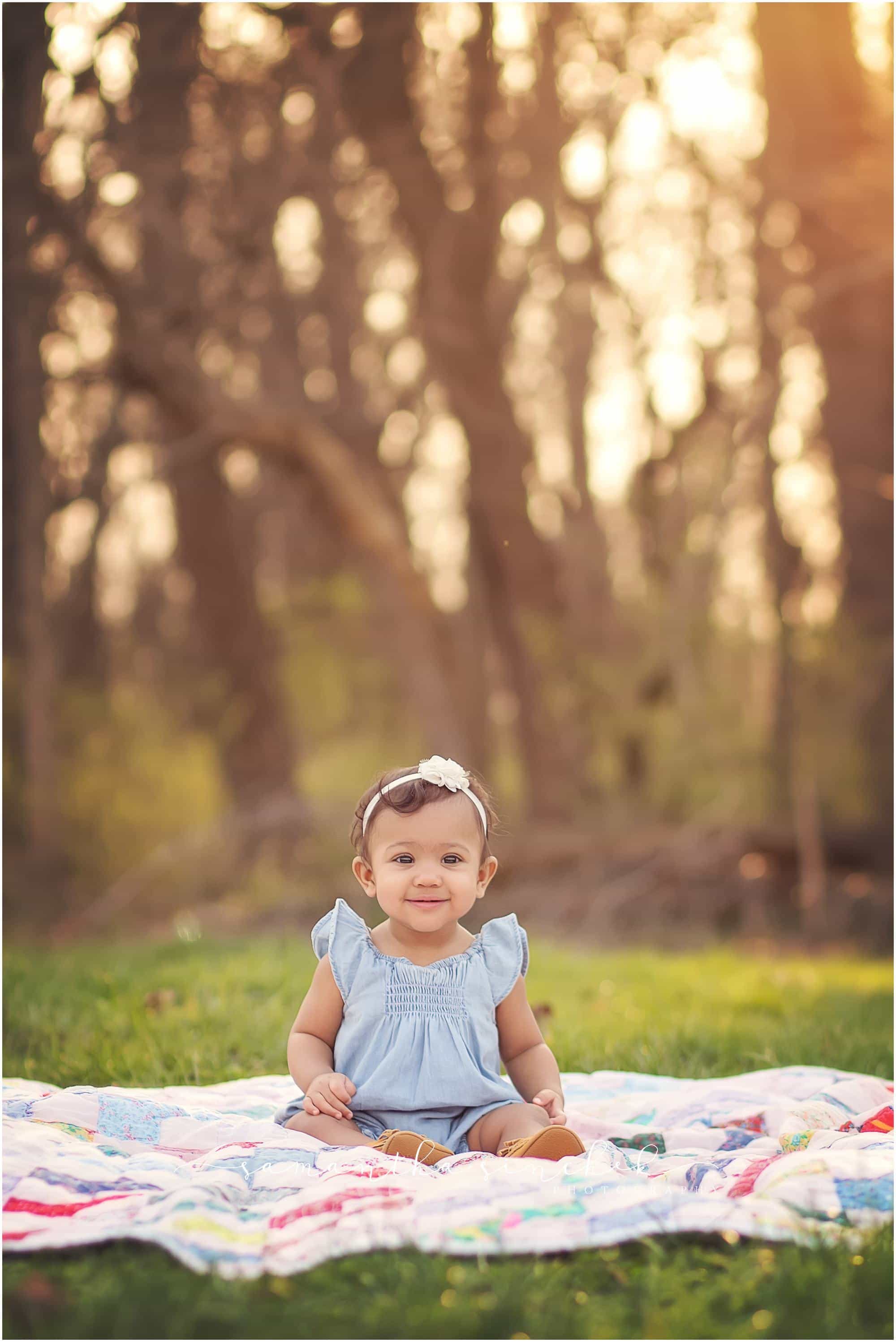 family poses at Sharon Woods photo session with Sinchek Photography Cincinnati best family photographer